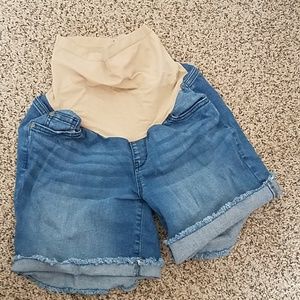 Motherhood Maternity shorts